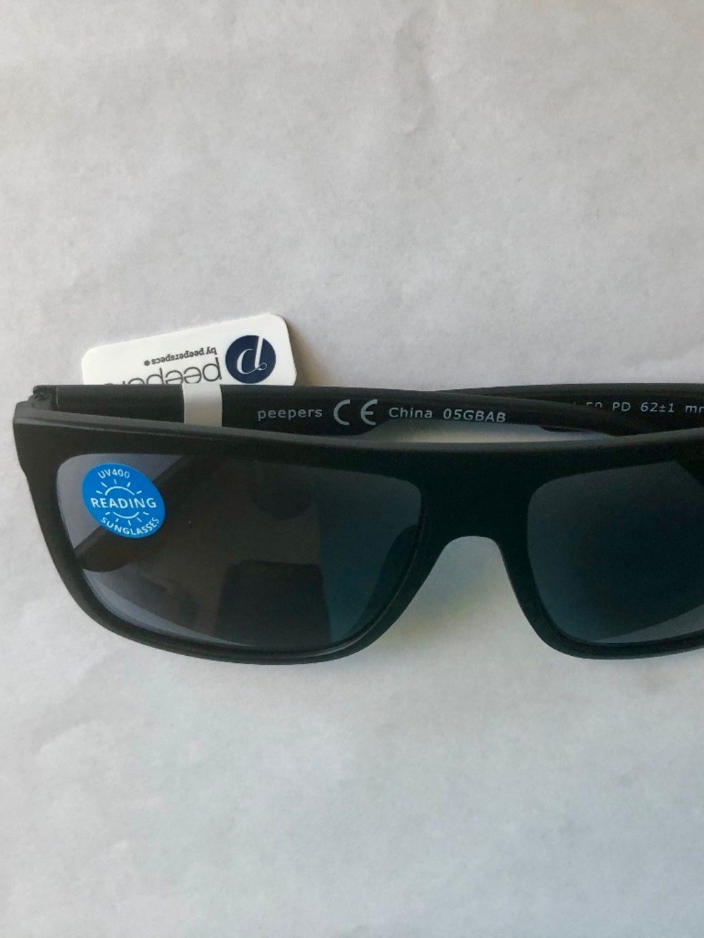 New Peepers Black Surf Check Sunglass Readers +1.50